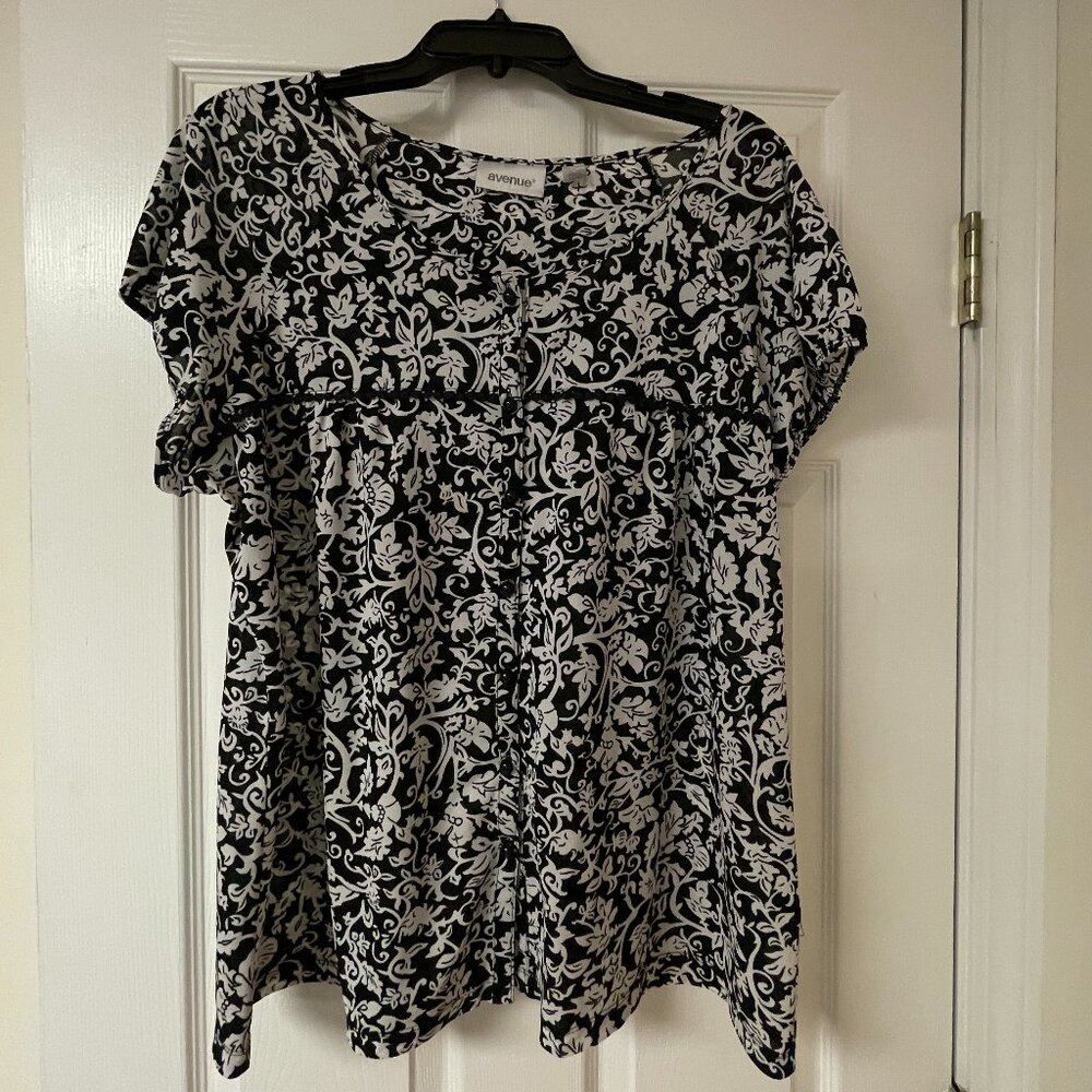 avenue Women's 18/20 Short Sleeve Lightweight Summer Blouse Button Down EUC